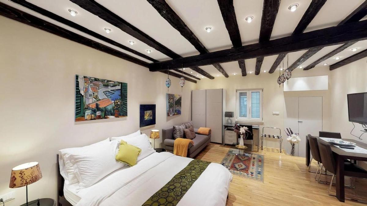 Diocletian Studio Apartments Split Ngoại thất bức ảnh
