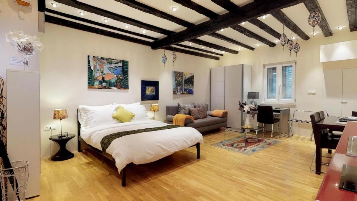 Diocletian Studio Apartments Split Ngoại thất bức ảnh